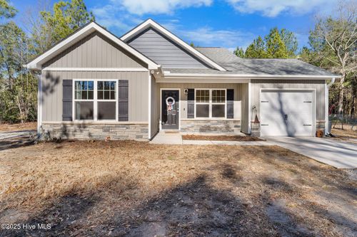 265 Country Club Dr, Wallace, NC, 28466-8100 | Card Image