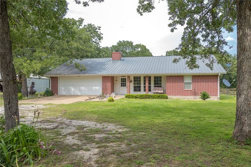 4988 Paso Fino Ln, Madisonville, TX, 77864-4621 | Card Image