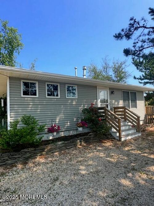 14 Jonathan Dr, Manahawkin, NJ, 08050-3709 | Card Image