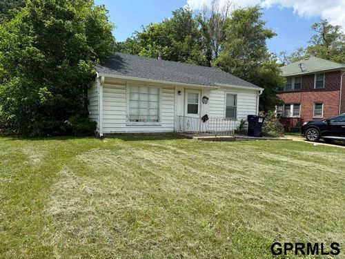 381 S 48th St, Lincoln, NE, 68510-1831 | Card Image
