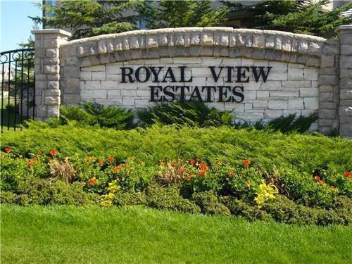 42 Royal Crest Pt Nw, Calgary, AB, T3G5W5 | Card Image
