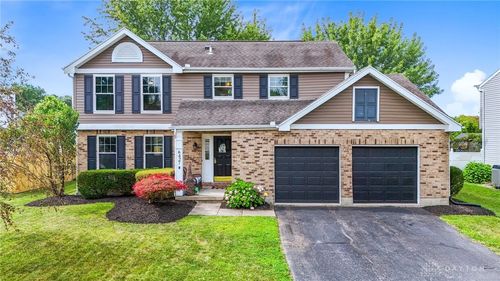 6427 Silver Pheasant Ct, Huber Heights, OH, 45424-4177 | Card Image