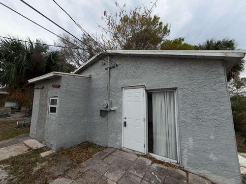 b-701 N 9th St, Fort Pierce, FL, 34950-3106 | Card Image