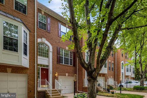 1268 Wild Hawthorn Way, RESTON, VA, 20194-1017 | Card Image