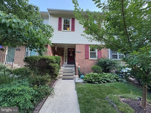 5930 Langton Dr, Franconia, VA, 22310-1755 | Card Image
