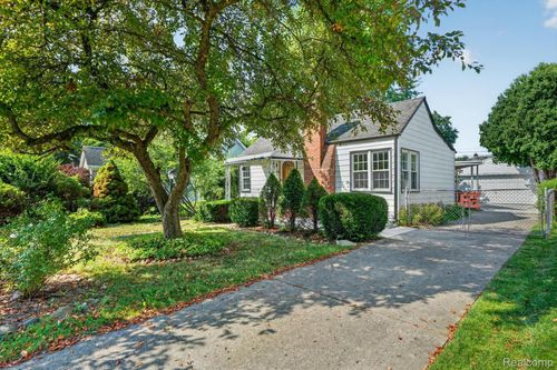 28805 Melvin Street, Roseville, MI, 48066 | Card Image