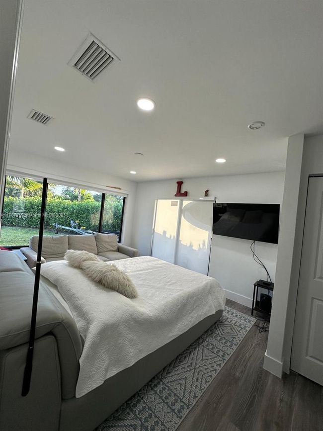 2501 Ne 50 Th St, House other with 3 bedrooms, 2 bathrooms and null parking in Lighthouse Point FL | Image 21
