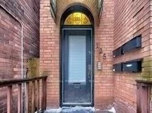 st-125 Maitland St, Toronto, ON, M4Y1E5 | Card Image