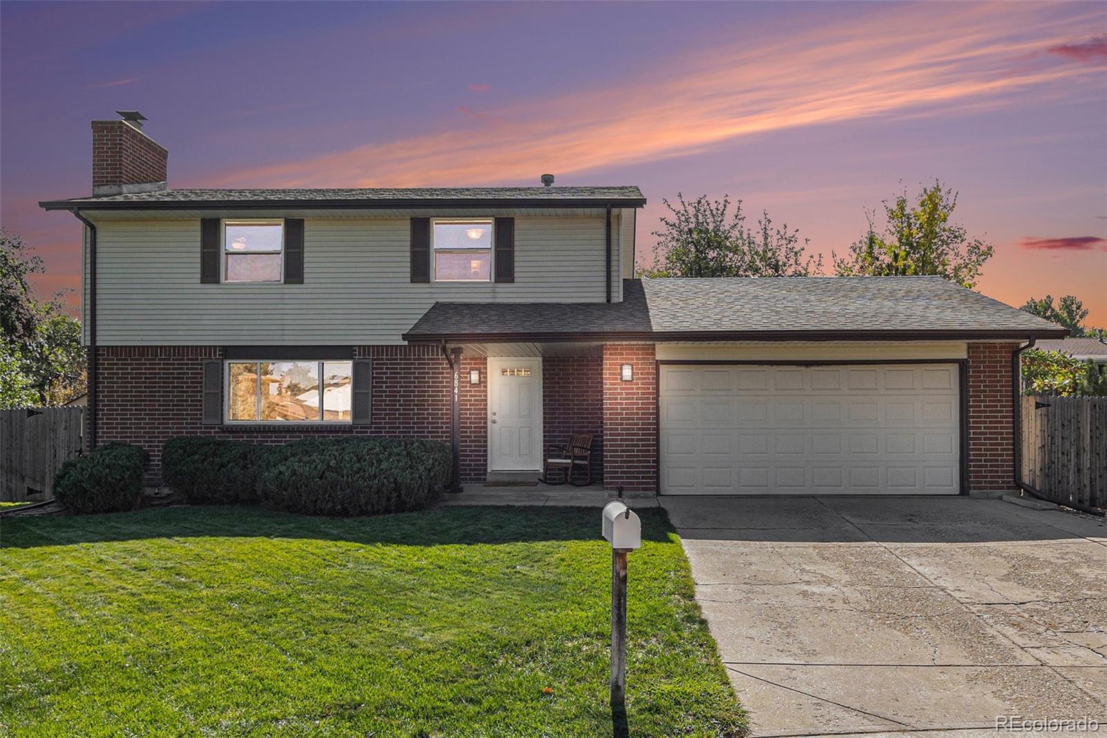 Gray Dr, Arvada, CO 80003