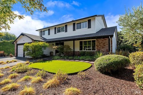 1818 Sherwood Court, Santa Rosa, CA, 95405 | Card Image
