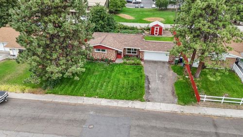 1808 W Kiernan Ave, Spokane, WA, 99205-2551 | Card Image