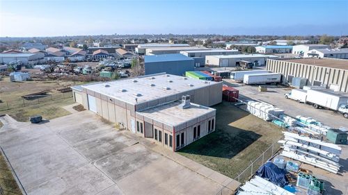 3152 Broce Dr, Norman, OK, 73072-2402 | Card Image