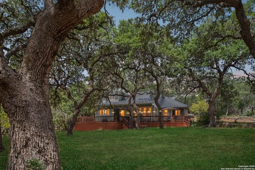 301 Buntline Dr, Bergheim, TX, 78004-1907 | Card Image