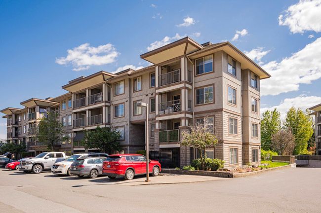408 - 45561 Yale Road, Condo with 2 bedrooms, 2 bathrooms and 2 parking in Chilliwack BC | Image 1