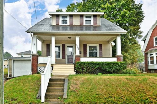 1107 W Ridge Ave, Sharpsville, PA, 16150-1054 | Card Image