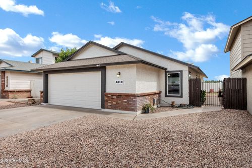 4319 E Contessa St, Mesa, AZ, 85205-7076 | Card Image