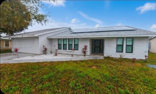 333 Ne Greenbrier Ave, Port St. Lucie, FL, 34983-1289 | Card Image