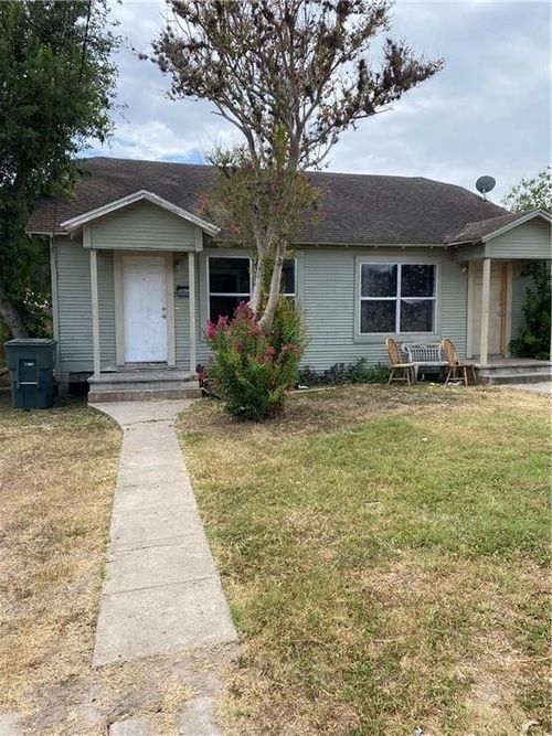 412 E 4th Street, Alice, TX, 78332 | Card Image