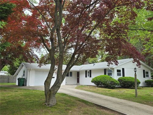 120 Aspinet Dr, Warwick, RI, 02888-6100 | Card Image