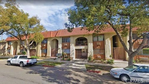 717 N Garfield St, Santa Ana, CA, 92701-3971 | Card Image