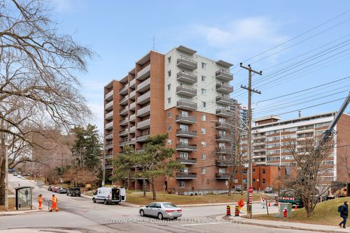 401-15 Elizabeth St N, Mississauga, ON, L5G2Z3 | Card Image