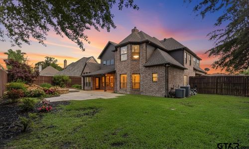 2312 Pinehurst St, Tyler, TX, 75703-5811 | Card Image