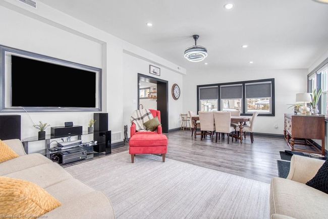 82 Shea Cres, House other with 6 bedrooms, 2 bathrooms and 8 parking in Kitchener ON | Image 34