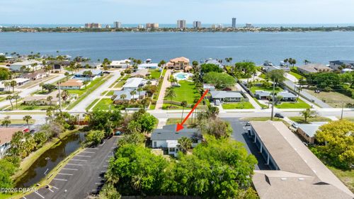 1822 S Palmetto Ave, South Daytona, FL, 32119-2221 | Card Image