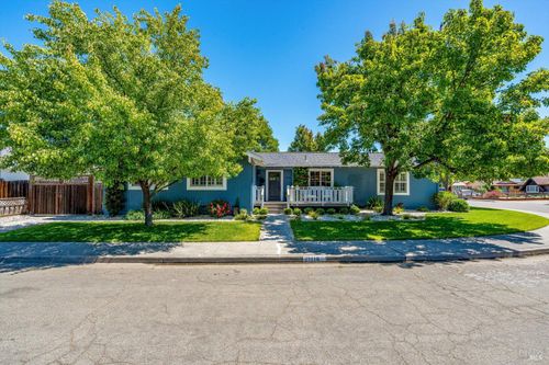 1116 Lanewood Way, Santa Rosa, CA, 95404-2721 | Card Image