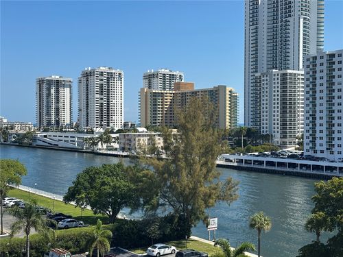 717-600 Parkview Dr, Hallandale Beach, FL, 33009-2973 | Card Image
