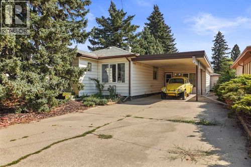 2015 22 St, Coaldale, AB, T1M1J5 | Card Image