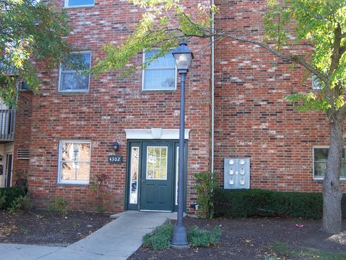 apt-2g-4302 W Shamrock Ln, McHenry, IL, 60050-3139 | Card Image