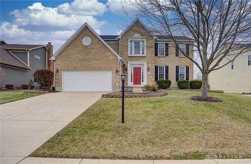 4204 Country Glen Cir, Beavercreek, OH, 45432-4129 | Card Image