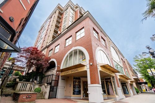 401-680 Clarkson St, New Westminster, BC, V3M6X9 | Card Image