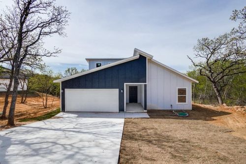 267 Jim Walters Dr, Runaway Bay, TX, 76426-9366 | Card Image