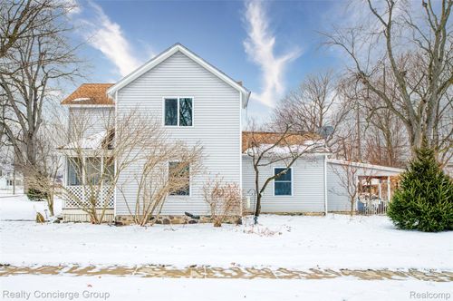 223 Summit, Webberville, MI, 48892-5116 | Card Image