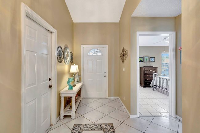 3893 Dafilee Cir, House other with 2 bedrooms, 2 bathrooms and null parking in West Palm Beach FL | Image 6