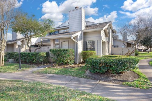 st723-13483 Garden Grv, Houston, TX, 77082-3442 | Card Image