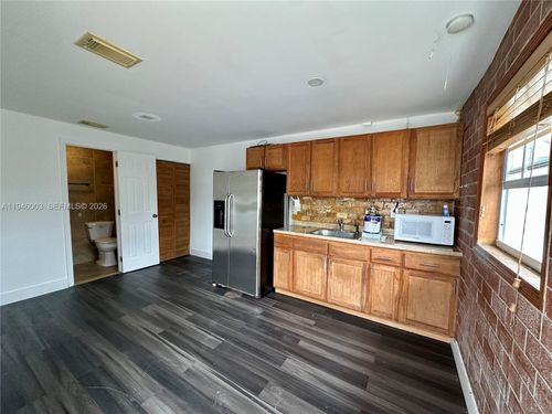 1-15448 Sw 62nd St, Miami, FL, 33193-2584 | Card Image