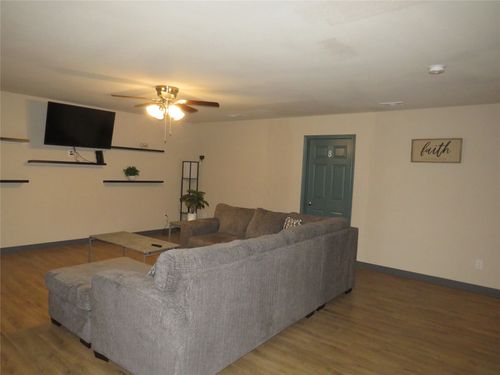 12069 Joyce Ln, Roanoke, TX, 76262-5773 | Card Image