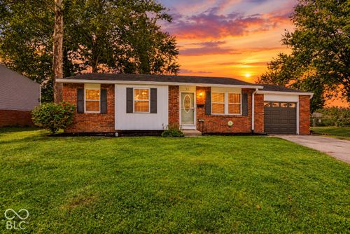 14 Rodney Ct, Beech Grove, IN, 46107-2564 | Card Image