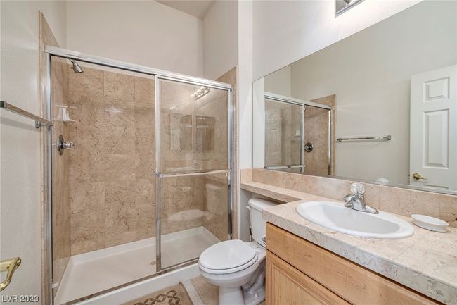 Bathroom 3 | Image 31