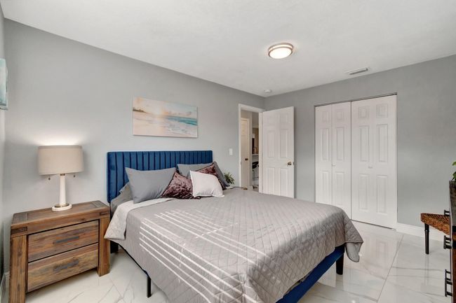 710 Se 3 Rd Ave, House other with 3 bedrooms, 2 bathrooms and null parking in Delray Beach FL | Image 15