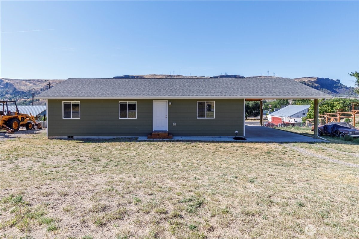Residential in Grand Coulee 2