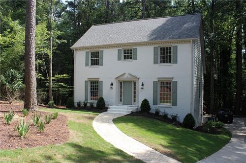525 Persimmon Ln, Roswell, GA, 30076-3515 | Card Image