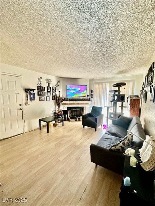 apt-205-221 Mission Newport Ln, Las Vegas, NV, 89107-2782 | Card Image