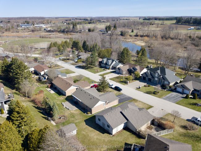 172 Park Dr, House other with 3 bedrooms, 2 bathrooms and 4 parking in Wingham ON | Image 47