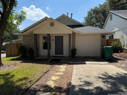 801 Meadow Dl, Converse, TX, 78109-1606 | Card Image