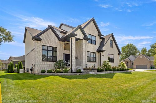 14079 Cobblestone Ct, Van Buren Twp, MI, 48111-2176 | Card Image