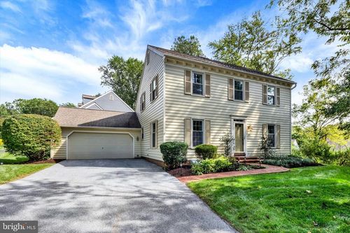 400-400 Cranberry Ln, WEST CHESTER, PA, 19380-6506 | Card Image
